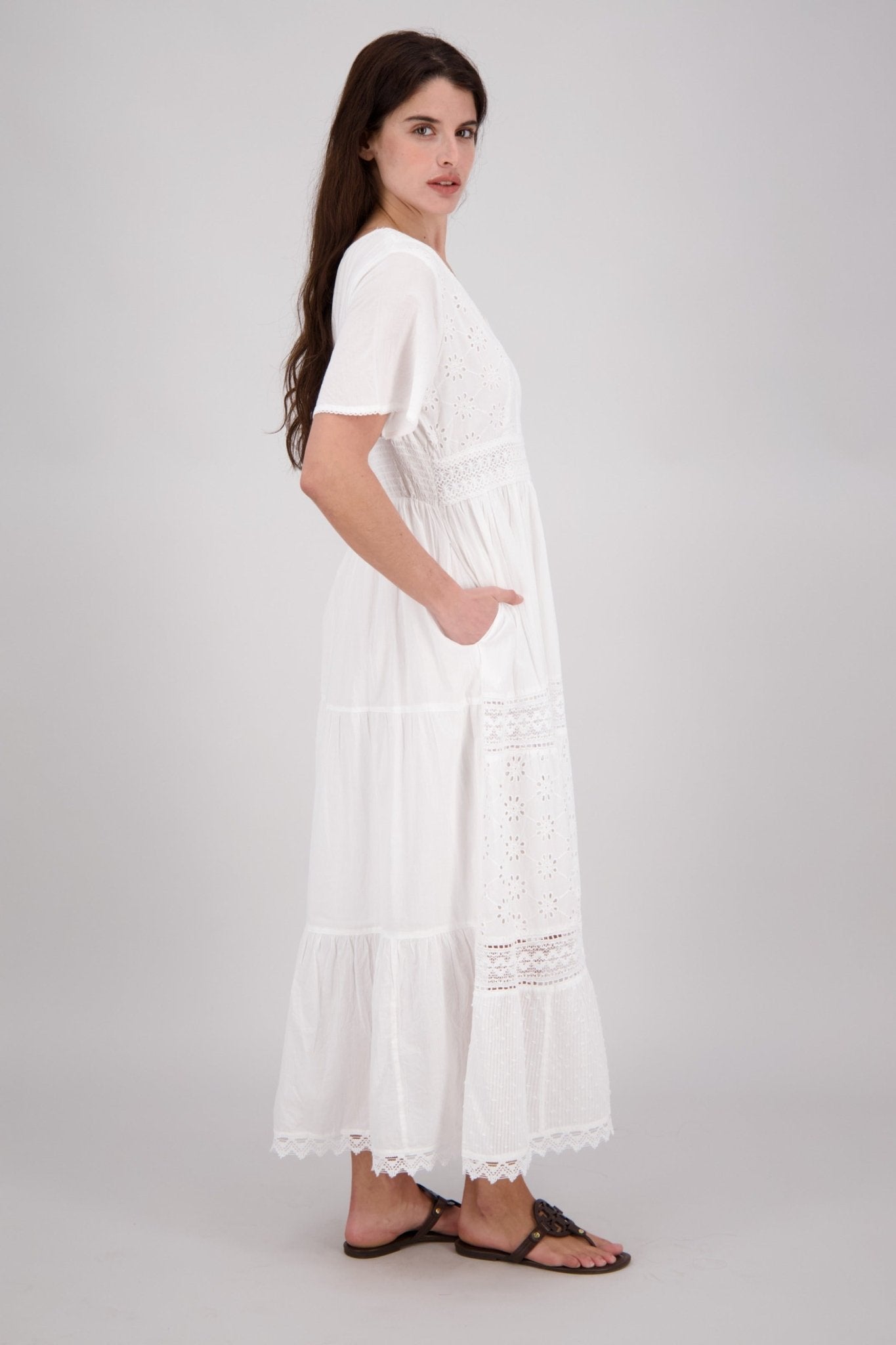 96049 - Advance Apparels Inc