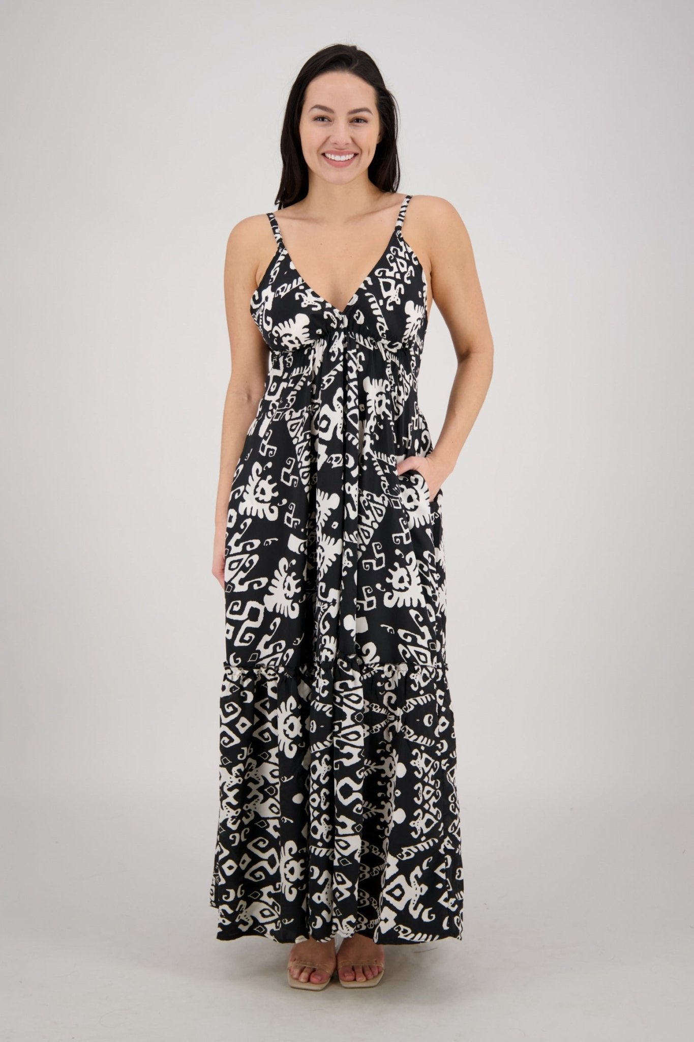 Beach Dress with Pockets Summer Maxi Dress with Tie Back C1 / One Size Fits Most Beach Dress with Pockets Summer Maxi Dress with Tie Back C1 / One Size Fits Most