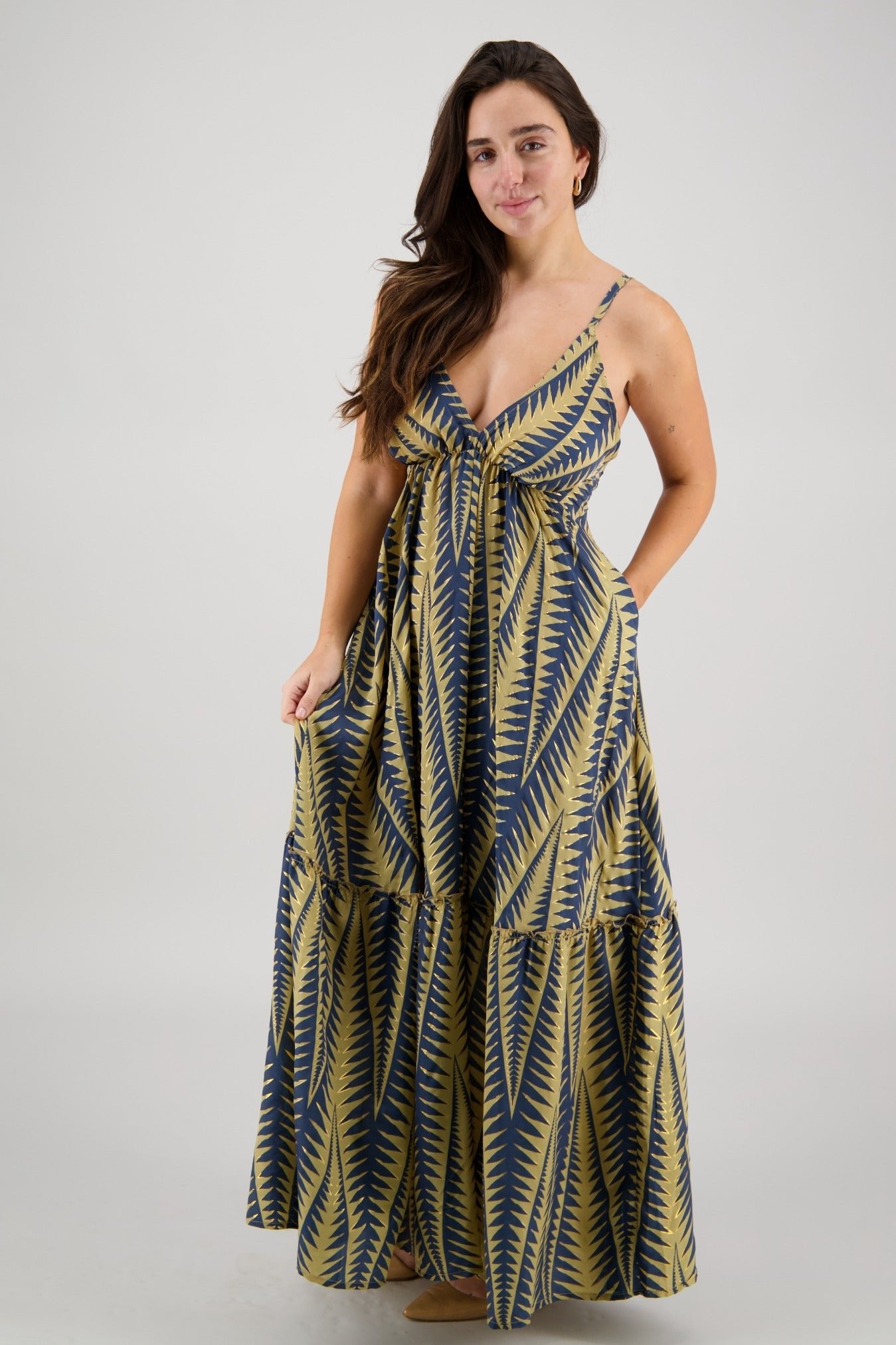 Tropical Summer Maxi Dress Green Leaf Print, Tie Back, One Size C1 / One Size Fits Most Tropical Summer Maxi Dress Green Leaf Print, Tie Back, One Size C1 / One Size Fits Most