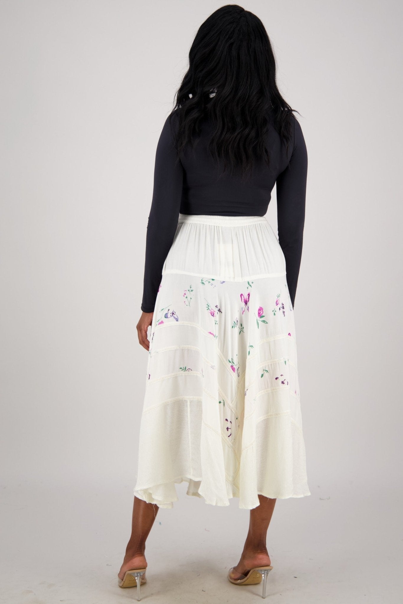 Renaissance Inspired Floral Print 11319 - Advance Apparels Inc