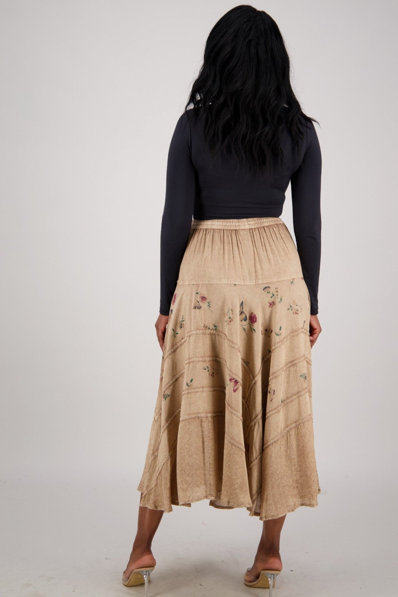 Renaissance Inspired Floral Print 11319 - Advance Apparels Inc