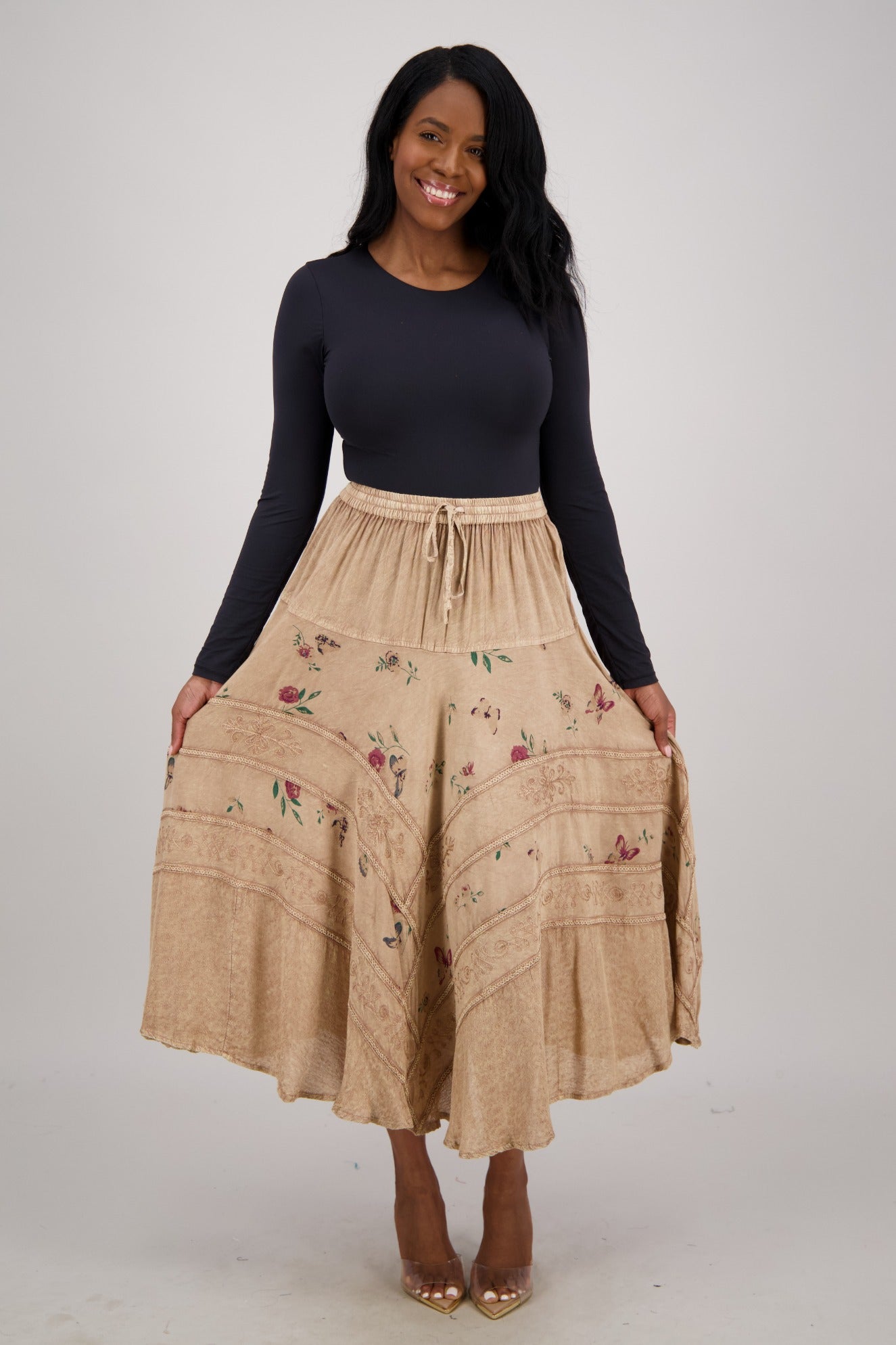 Renaissance Inspired Floral Print 11319 - Advance Apparels Inc