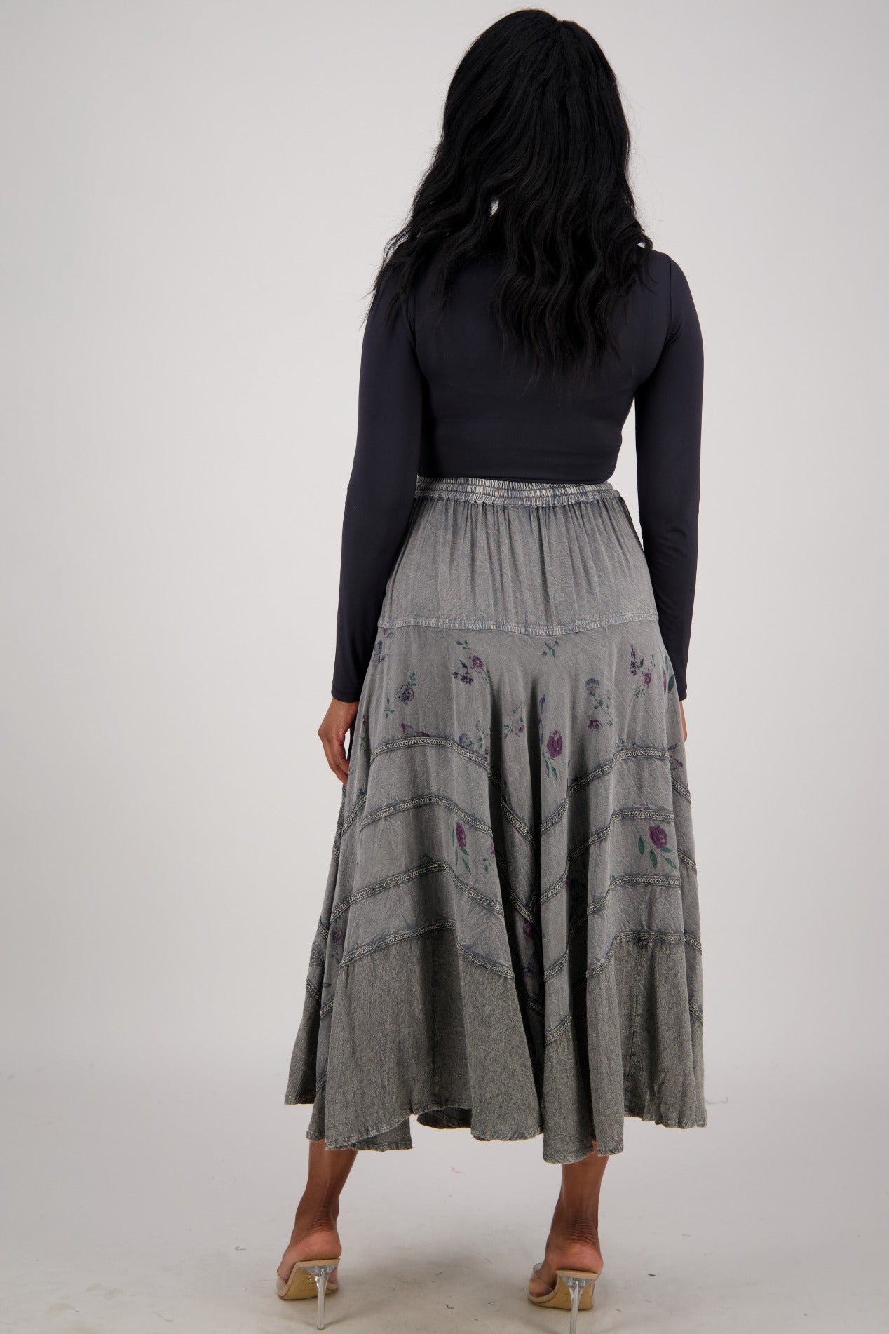 Renaissance Inspired Floral Print 11319 - Advance Apparels Inc