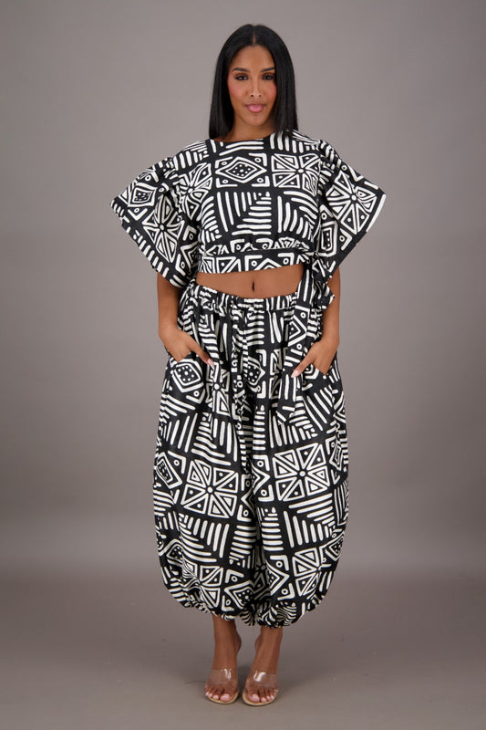 Striking Geometric Print Two Piece Set APS-25078-B089