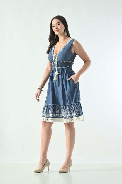 26444 Chambray Sleeveless Tassel Tie Midi Dress – Boho Lace Trim Hem