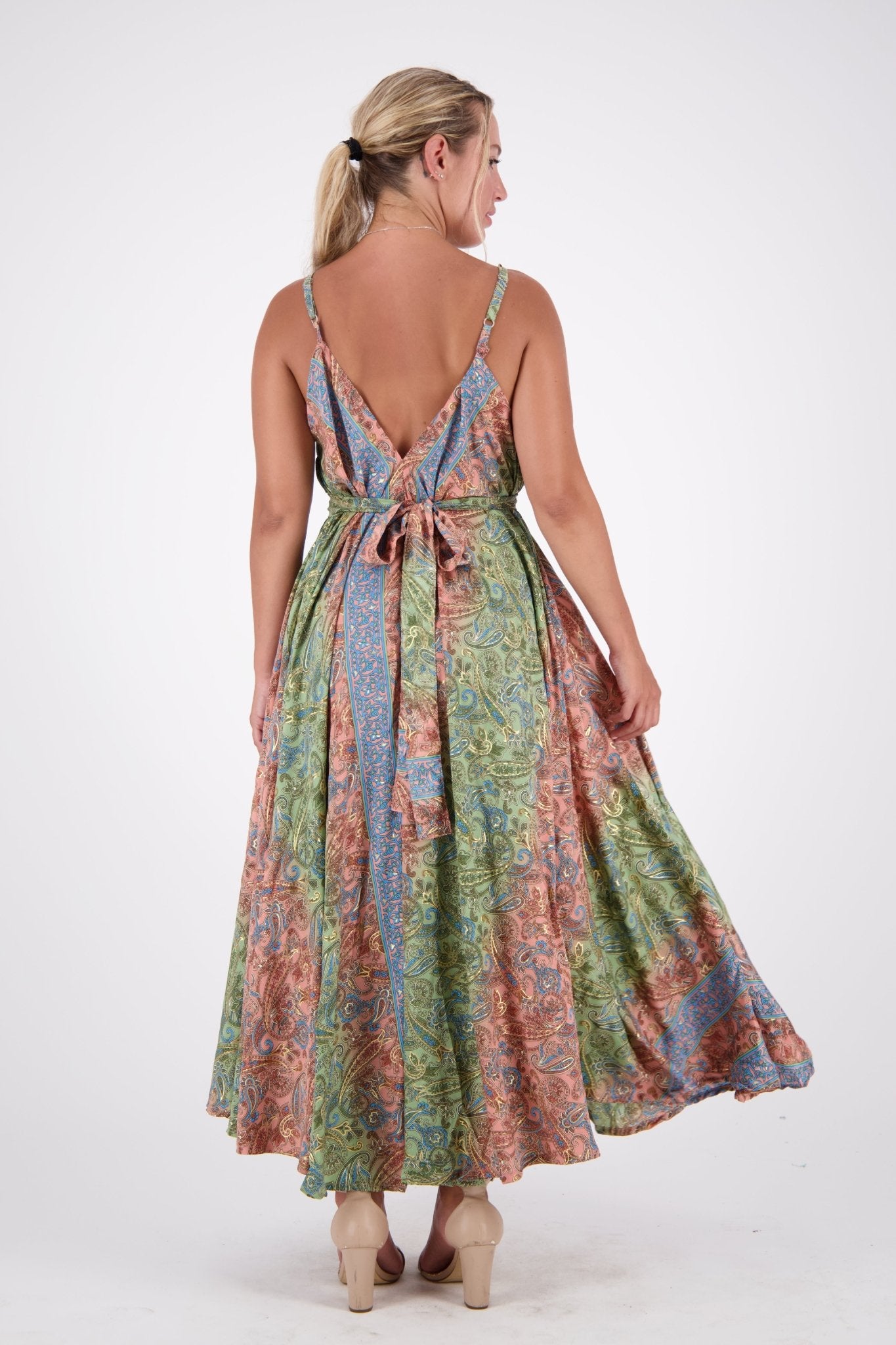 AB16053 - Advance Apparels Inc