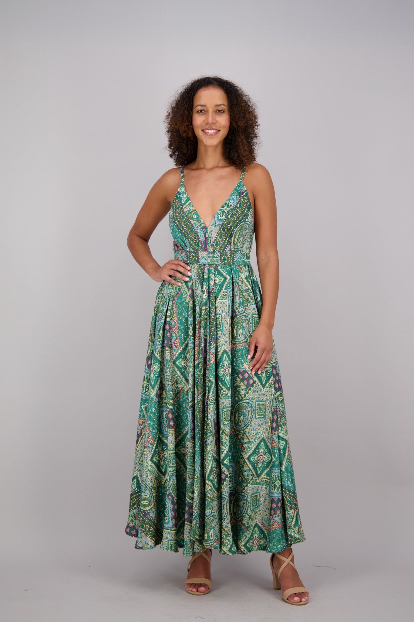 AB16056 - Advance Apparels Inc