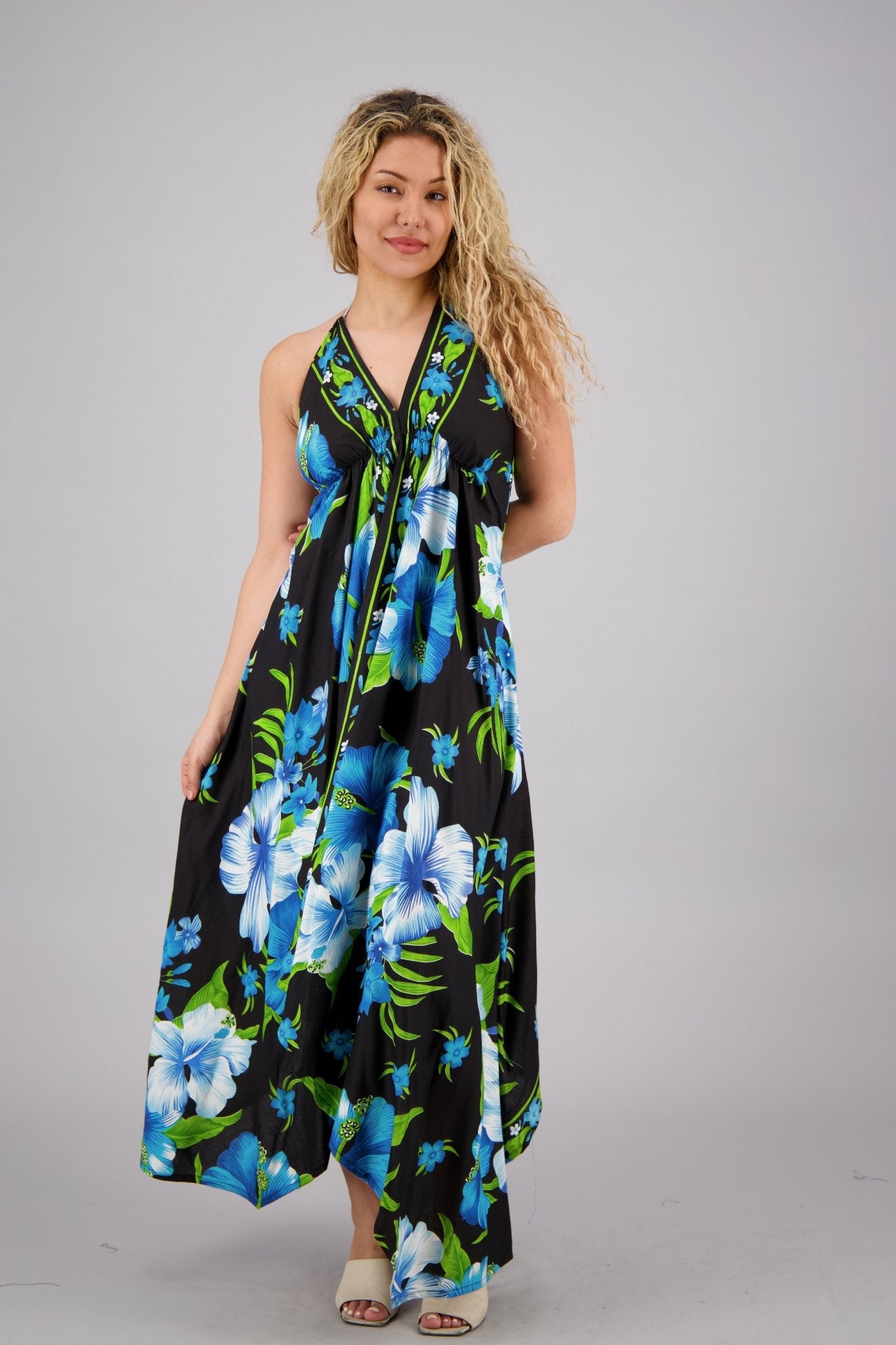 Printed Maxi Beach Dress - Black Floral