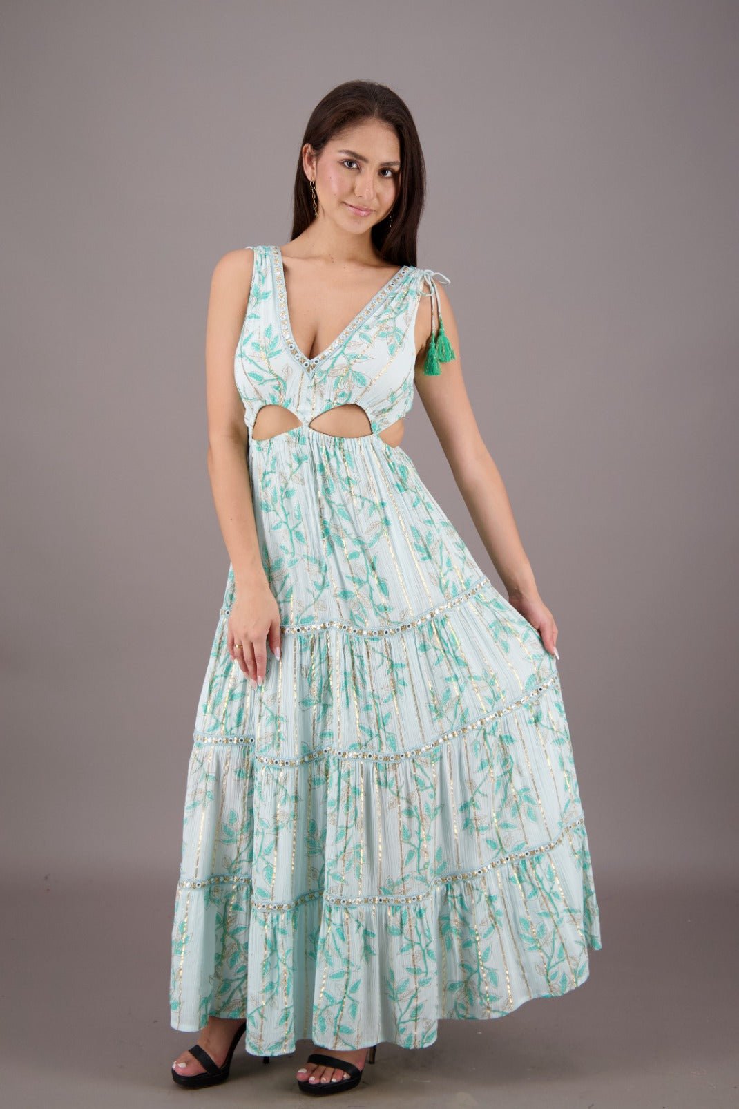 Cut-Out Boho Maxi Dress Mint Green with Open Silhouette C1 / S/M Cut-Out Boho Maxi Dress Mint Green with Open Silhouette C1 / S/M