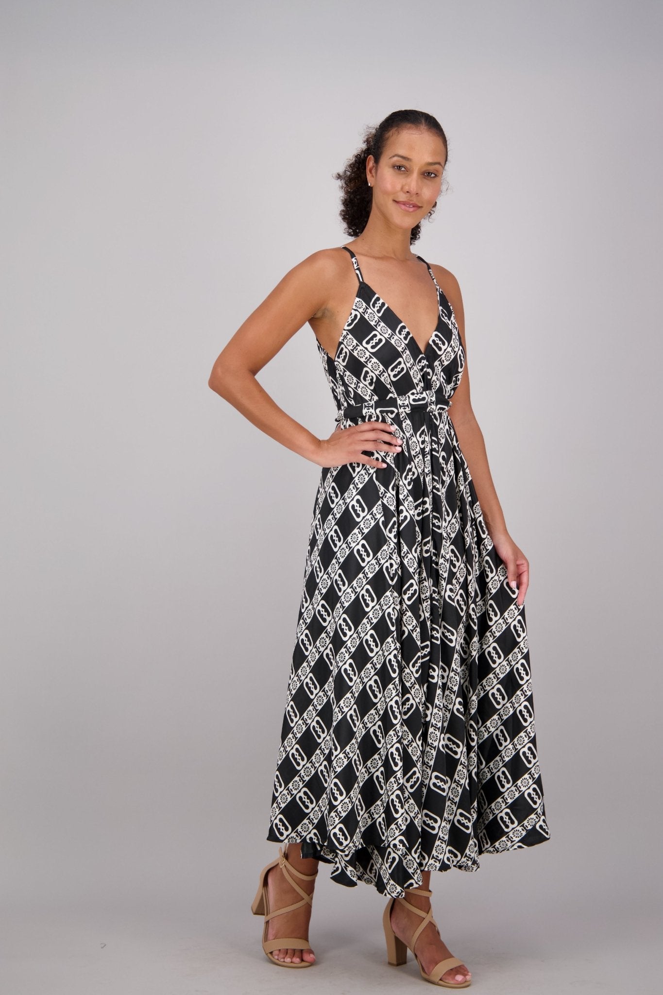 Serai Maxi Dress – Monochrome Loop AB16076 - Advance Apparels Inc